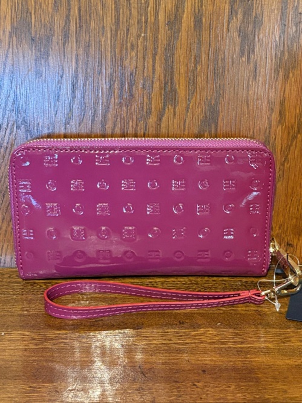 NWT-Arcadia-Zip Around Continental Wallet-Embossed Logo-Patent Leather-Magenta